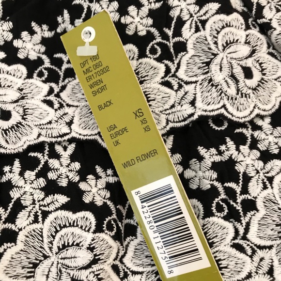 Gianni Bini black and white two piece set - Picture 4 of 8